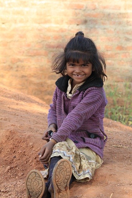Poor Girl Happy Girl Poverty India